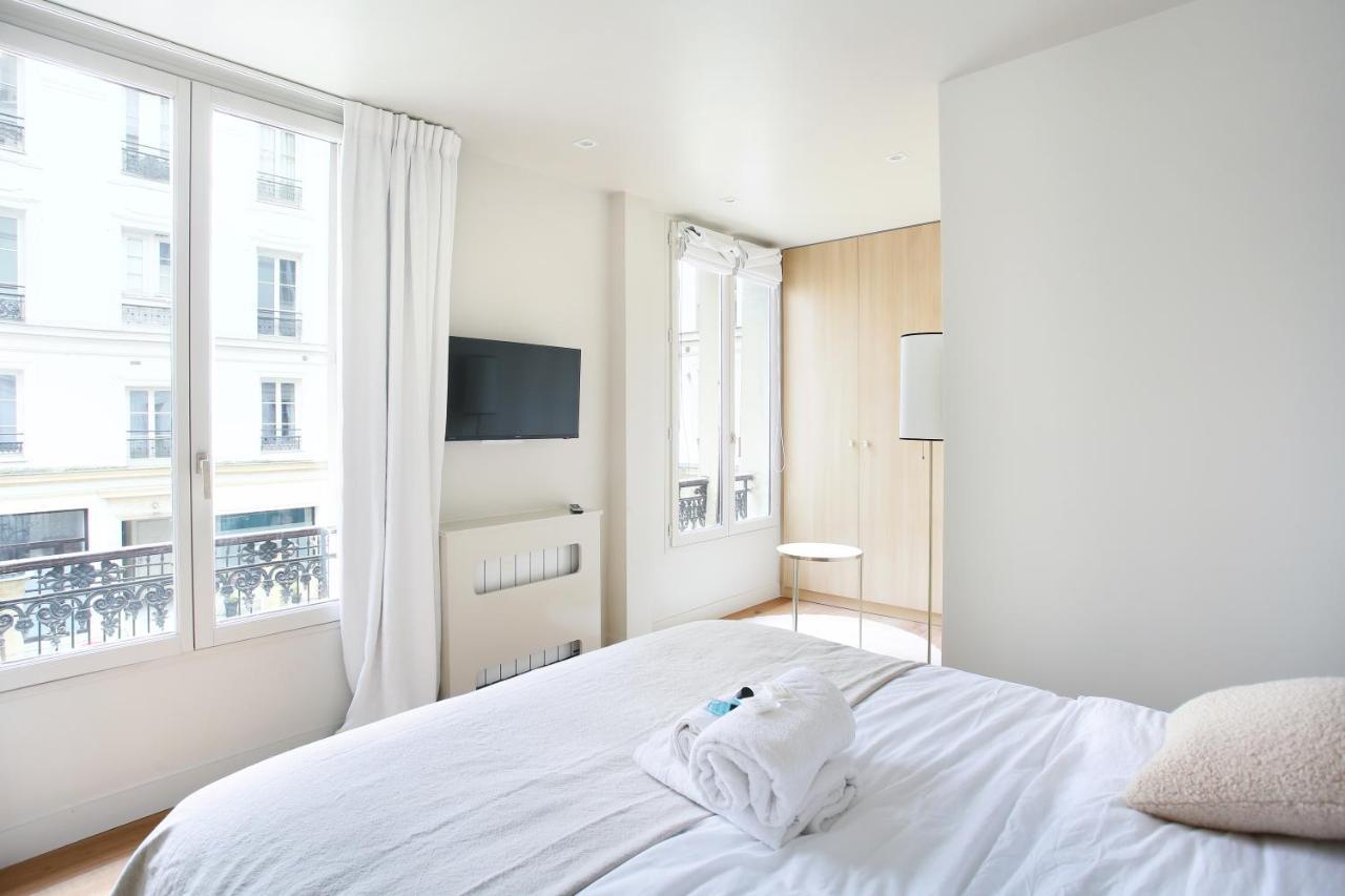 Residence In The Center Of Paris By Studio Prestige Екстер'єр фото