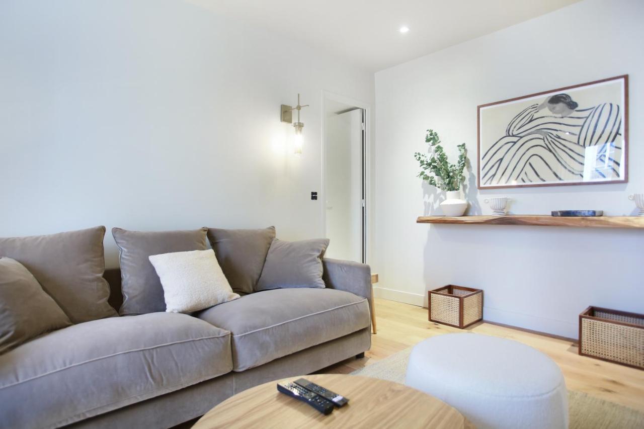 Residence In The Center Of Paris By Studio Prestige Екстер'єр фото