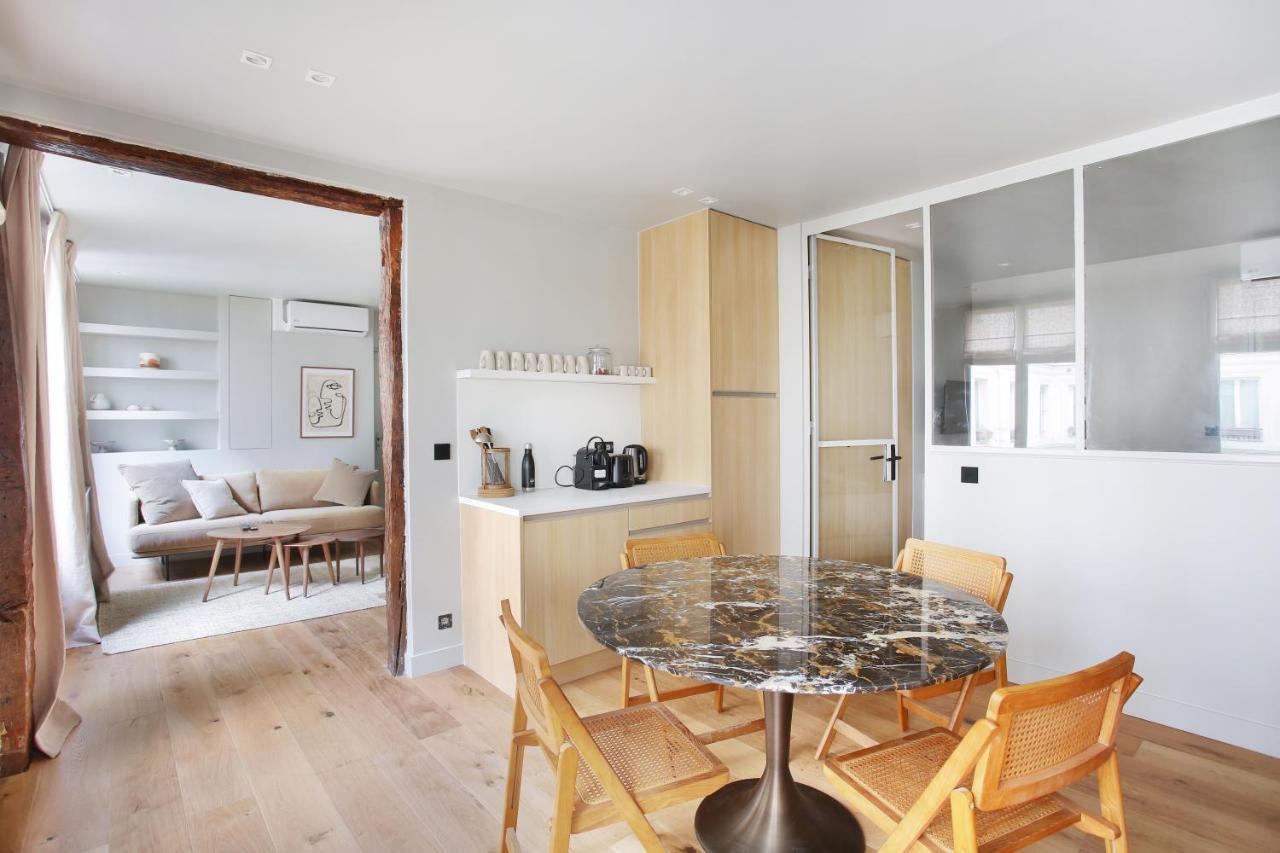 Residence In The Center Of Paris By Studio Prestige Екстер'єр фото