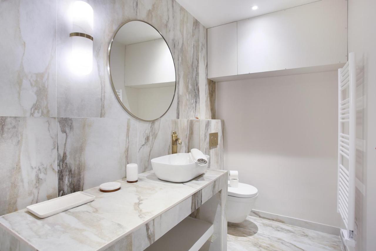 Residence In The Center Of Paris By Studio Prestige Екстер'єр фото