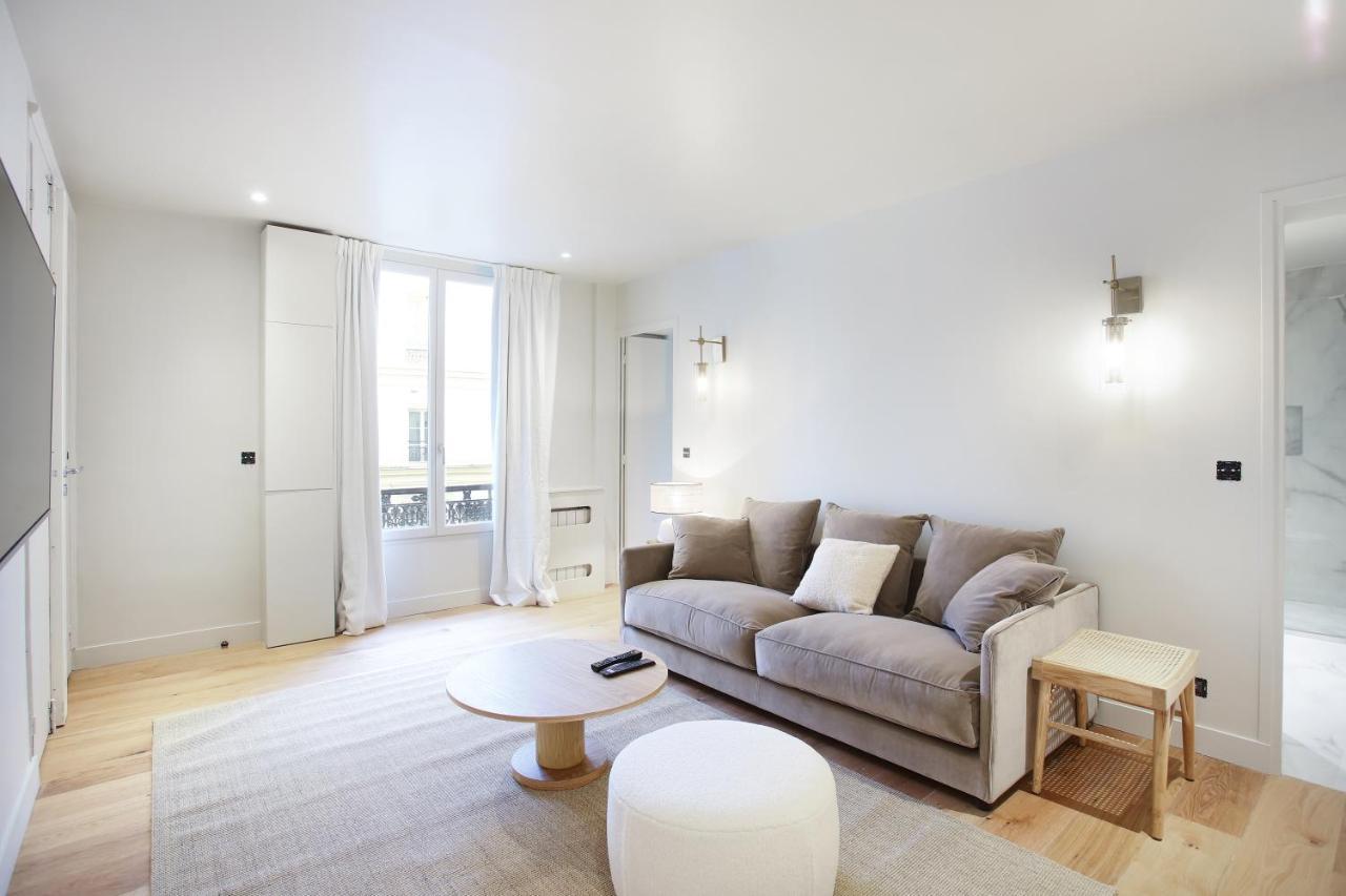 Residence In The Center Of Paris By Studio Prestige Екстер'єр фото