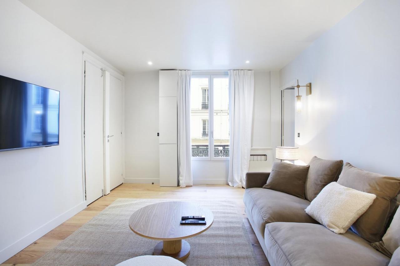 Residence In The Center Of Paris By Studio Prestige Екстер'єр фото