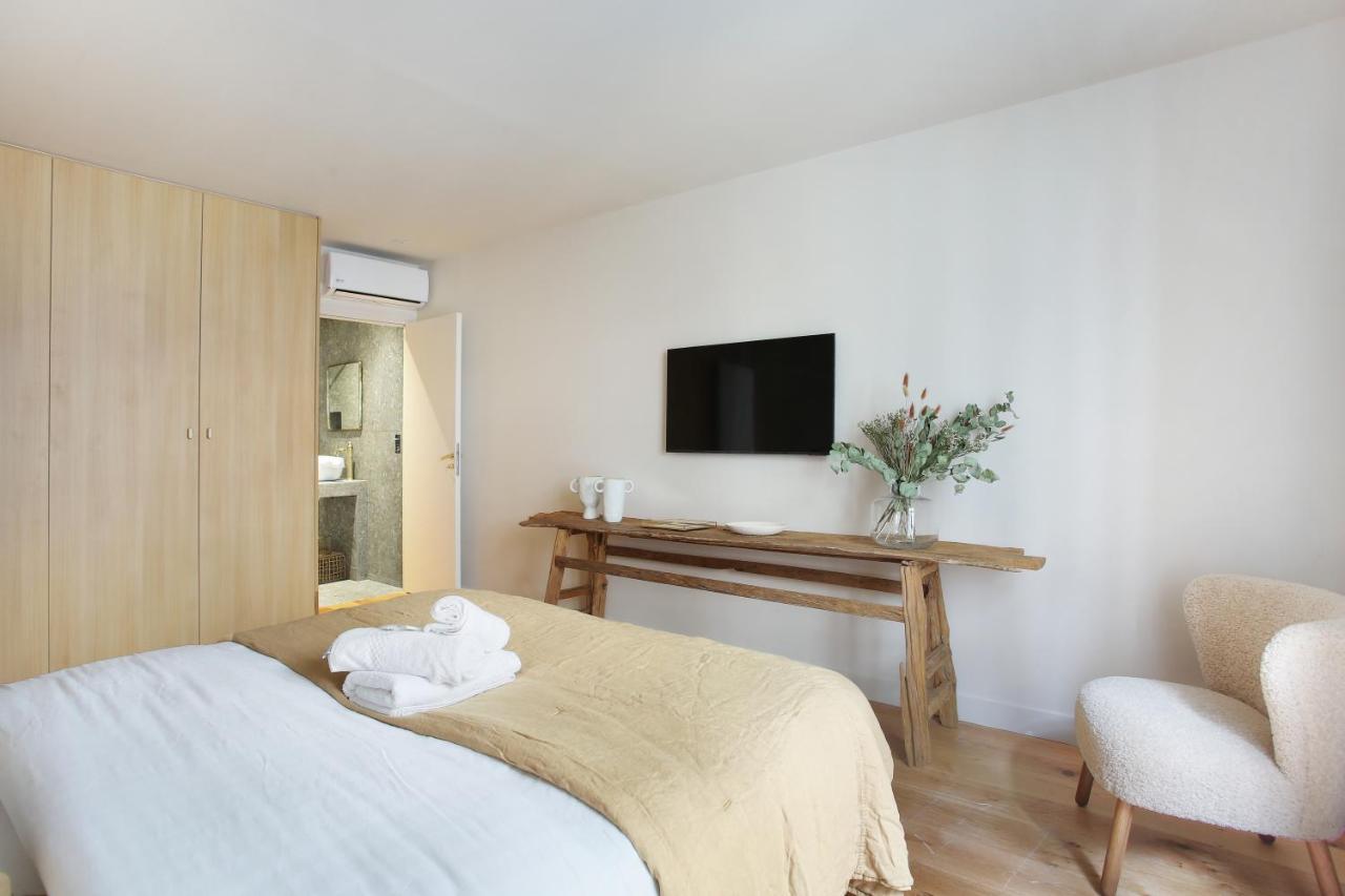 Residence In The Center Of Paris By Studio Prestige Екстер'єр фото